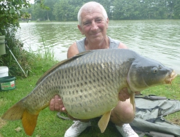 common 26lb 11oz