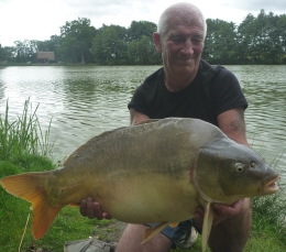 mirror 26lb 9oz
